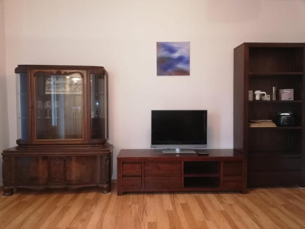 Ferienwohnung - Apartment Mit Balkon In Halle-Saale, Trotha Halle  Luaran gambar